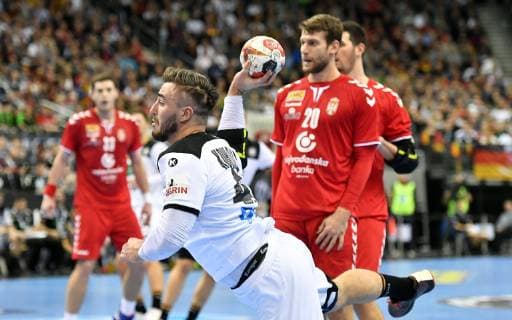 Jannik Kohlbacher Germany litter at circle back Ivan Mosic Serbia Germany Serbia Germany Serbia IHF Handball World Championship 2019 Hanball World Championship 2019 Men Men Men Handball men Handball Germany Germany Preliminary Round Group A group A Berlin 17 1 2019