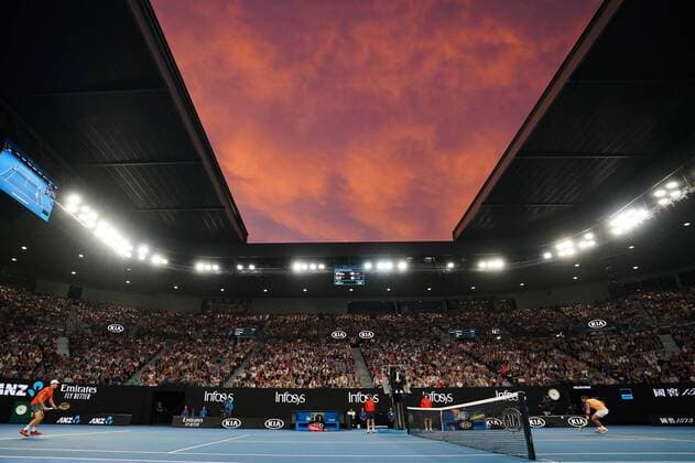 Sport Themen der Woche KW03 Sport Bilder des Tages (190118) -- MELBOURNE, Jan. 18, 2019 (Xinhua) -- Rafael Nadal (R) of Spain and Alex de Minaur of Australia compete during the men s singles 3rd round match at the Australian Open in Melbourne, Australia, Jan. 18, 2019. (Xinhua Bai Xuefei) (SP)AUSTRALIA-MELBOURNE-TENNIS-AUSTRALIA OPEN-NADAL 