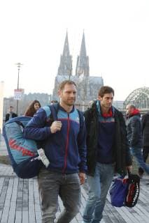 Sport Handball WM Main Round in Cologne Lanxess Arena Arrival of the German Handball National Team at Teamhotel Hyatt from left Steffen Weinhold Uwe Gensheimer 18 01 19