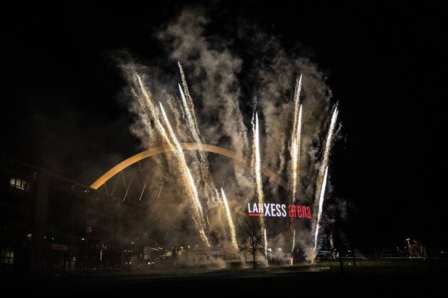 Sport Themen der Woche KW03 Sport Bilder des Tages Handball WM 2019 Lanxess Arena Koeln Deutschland Datum: 18.01.2019 Feuerwerk *** Handball WM 2019 Lanxess Arena Cologne Germany Date 18 01 2019 Fireworks