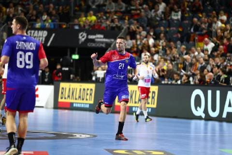 Gleb Kalarash Russia cheers Russia vs Macedonia IHF Men Handball World Championship 19 01 2019 Photographer Neis Eibner Russia vs Macedonia IHF Men Handball World Championship 19 01 2019 Cologne Copyright: xEIBNER AlexanderxNeisx EP_ANS