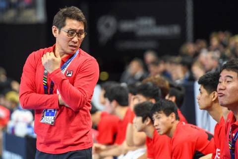 HANDBALL - IHF WC, JPN vs KOR COPENHAGEN,DENMARK,19.JAN.19 - HANDBALL - IHF Men s World Championships, international match Länderspiel Japan vs Korea. Image shows head coach Young Shin Cho (KOR). GEPAxpictures xOliverxLerch