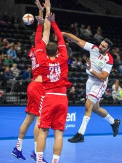HANDBALL - IHF WC, SRB vs BRN COPENHAGEN,DENMARK,19.JAN.19 - HANDBALL - IHF Men s World Championships, international match Länderspiel Serbia vs Bahrain. Image shows Drasko Nenadic, Ivan Mosic (SRB) and Jasim Alsalatna (BHR). GEPAxpictures xOliverxLerch