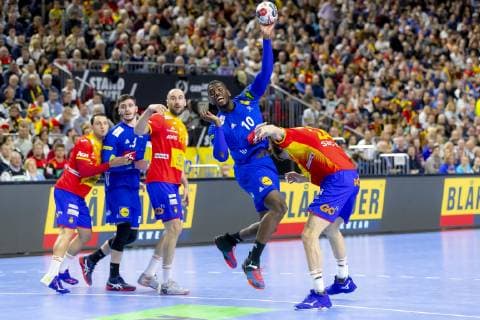 Dika Mem No 10 France vs Viran Morros de Argila No 24 Spain France vs Spain Main Round Handball IHF Handball World Championship 19 01 19 Cologne North Rhine-Westphalia Germany Lanxess Arena Copyright: xAgentur54Gradx xFelixxKoenigx