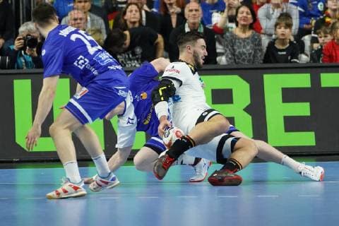 GER IHF WM 2019 Germany GER vs Iceland ISL 19 01 2019 Lanxess Arena Cologne GER IHF WM 2019 Germany GER vs Iceland ISL picture shows Elvar Örn Oern Jonsson ISL 25 in duel against Jannik Kohlbacher GER 48 nordphotox xMeuter nph00351