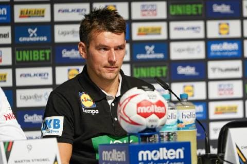 GER IHF WM 2019 Germany GER vs Iceland ISL 19 01 2019 Lanxess Arena Cologne GER IHF WM 2019 Germany GER vs Iceland ISL picture shows Christian Prokop Headcoach Trainer GER nordphotox xMeuter nph00351