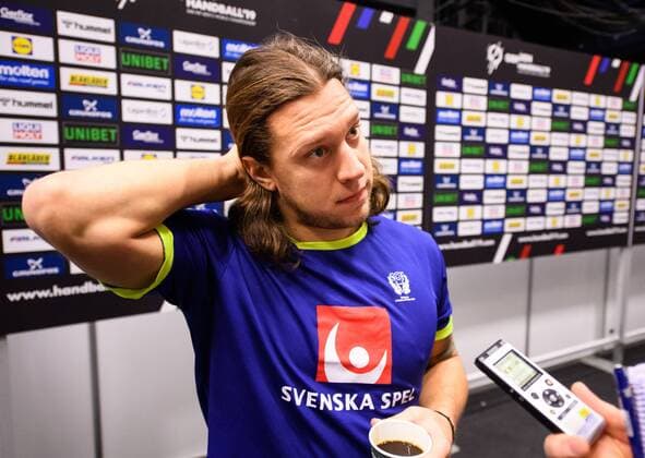 190120 Mattias Zachrisson of Sweden in the mixed zone during the IHF World Handball Championship on January 20 2019 in Herning Photo Petter Arvidson BILDBYR u0081N kod PA 92206,  Copyright: PETTERxARVIDSON BB190120PA032