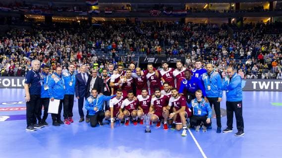 The Qatari players are happy about the victory in the Presidents Cup Russia vs. Qatar Presidents Cup Final Handball IHF Handball World Championship 20 01 19 Cologne North Rhine-Westphalia Germany Lanxess Arena Copyright: xAgentur54Gradx xFelixxKoenigx