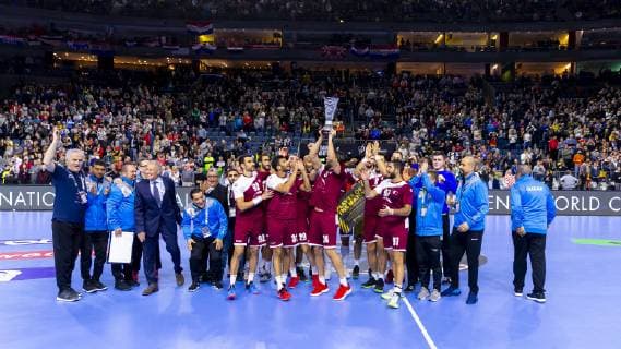 The Qatari players are happy about the victory in the Presidents Cup Russia vs. Qatar Presidents Cup Final Handball IHF Handball World Championship 20 01 19 Cologne North Rhine-Westphalia Germany Lanxess Arena Copyright: xAgentur54Gradx xFelixxKoenigx