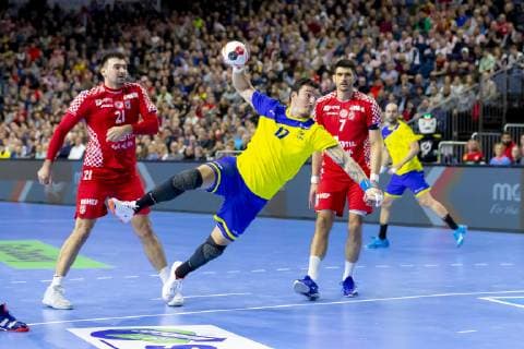 Alexandro Pozzer No 17 Brazil vs. Alen Blazevic No 21 Croatia and Luka Steopancic No 7 Croatia Brazil vs Croatia Main Round Handball IHF Handball World Championship 20 01 19 Cologne North Rhine-Westphalia Germany Lanxess Arena Copyright: xAgentur54Gradx xFelixxKoenigx