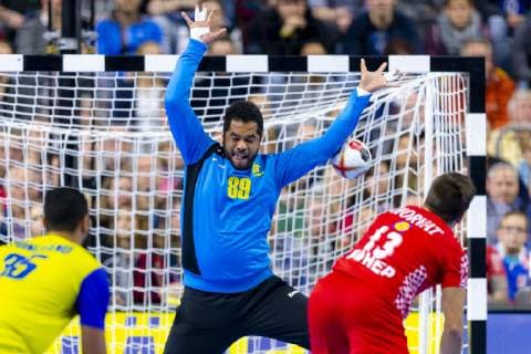 Cesar Augusto Almeida No 89 Brazil parries a seven-meter attempt against Zlatko Horvat No 13 Croatia Brazil vs Croatia Main Round Handball IHF Handball World Championship 20 01 19 Cologne North Rhine-Westphalia Germany Lanxess Arena Copyright: xAgentur54Gradx xFelixxKoenigx