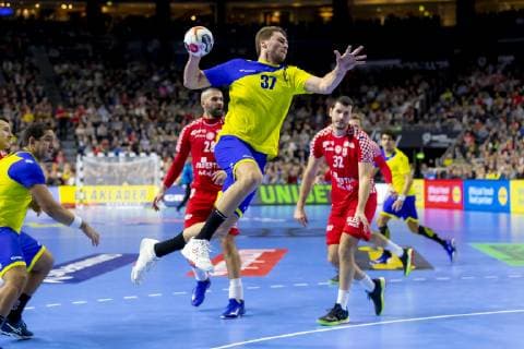 Haniel Langaro No 37 Brazil vs. Ivan Sliskovic No 32 Croatia and Zeljko Musa No 28 Croatia Brazil vs. Croatia Main Round Handball IHF Handball World Championship 20 01 19 Cologne North Rhine-Westphalia Germany Lanxess Arena Copyright: xAgentur54Gradx xFelixxKoenigx