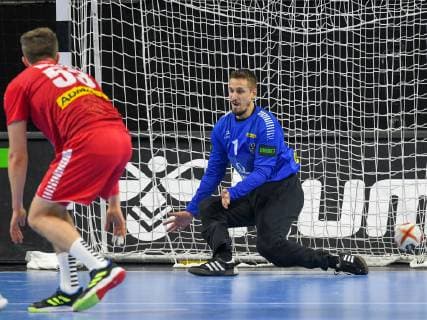 HANDBALL - IHF WC, AUT vs BRN COPENHAGEN,DENMARK,20.JAN.19 - HANDBALL - IHF Men s World Championships, international match Länderspiel Austria vs Bahrain. Image shows Nikola Bilyk and Thomas Bauer (AUT). GEPAxpictures xOliverxLerch