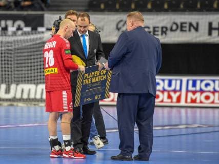 HANDBALL - IHF WC, AUT vs BRN COPENHAGEN,DENMARK,20.JAN.19 - HANDBALL - IHF Men s World Championships, international match Länderspiel Austria vs Bahrain. Image shows Robert Weber (AUT) as player of the match. GEPAxpictures xOliverxLerch