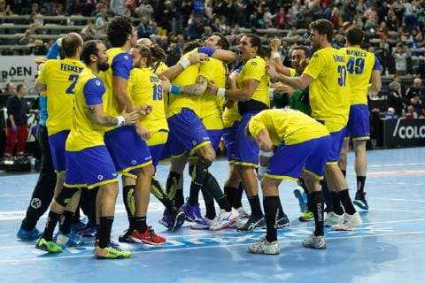 GER IHF WM 2019 Brazil BRA vs Croatia CRO 20 01 2019 Lanxess Arena Cologne GER IHF WM 2019 Brazil BRA vs Croatia CRO in picture picture shows the Brazilians are happy about the extraordinary victory Gustavo Rodrigues BRA 95 Jose Toledo BRA 10 Felipe Borges BRA 18 Leonardo Tercariol goalkeeper BRA 62 nordphotox xMeuter nph00351