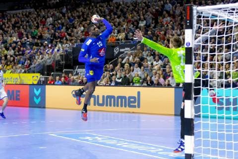 Dika Mem No 10 France countering Agust Eli Bjorgvinsson No 20 Iceland vs France Main Round Handball IHF Handball World Championship 20 01 19 Cologne North Rhine-Westphalia Germany Lanxess Arena Copyright: xAgentur54Gradx xFelixxKoenigx