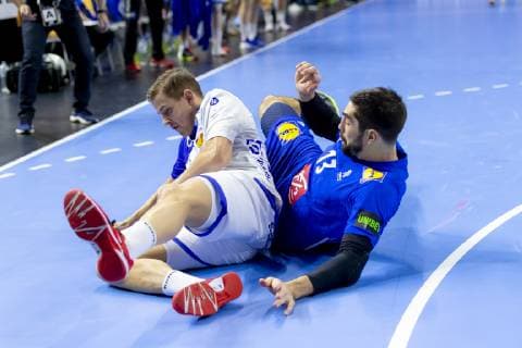 Bjarki Mar Elisson No 8 Iceland vs Nikola Karabatic No 13 France Iceland vs France Main Round Handball IHF Handball World Championship 20 01 19 Cologne North Rhine-Westphalia Germany Lanxess Arena Copyright: xAgentur54Gradx xFelixxKoenigx