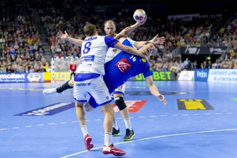 Kentin Mahe No 14 France vs Bjarki Mar Elisson No 8 Iceland and Anar Freyr Arnarsson No 21 Iceland vs France Main Round Handball IHF Handball World Championship 20 01 19 Cologne Nordrhein Westfalen Germany Lanxess Arena Copyright: xAgentur54Gradx xFelixxKoenigx