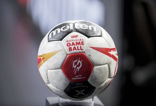 the official Match Ball Ball X5000 by Molten ã Germany Denmark Edition Randmotiv General Feature Main Round Group I France FRA Spain ESP 33 30 on 19 01 2019 in Cologne Germany Handball World Championship 2019 10 01 27 01 2019 in Germany Denmark