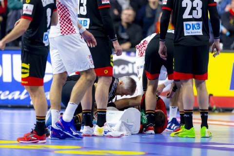 Martin Strobel No 19 Germany is injured from the field Croatia vs Germany Main Round Handball IHF Handball World Championship 21 01 19 Cologne North Rhine-Westphalia Germany Lanxess Arena Copyright: xAgentur54Gradx xFelixxKoenigx