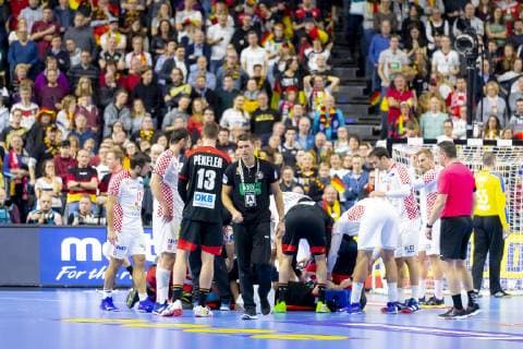 Martin Strobel No 19 Germany is injured from the field Croatia vs Germany Main Round Handball IHF Handball World Championship 21 01 19 Cologne North Rhine-Westphalia Germany Lanxess Arena Copyright: xAgentur54Gradx xFelixxKoenigx