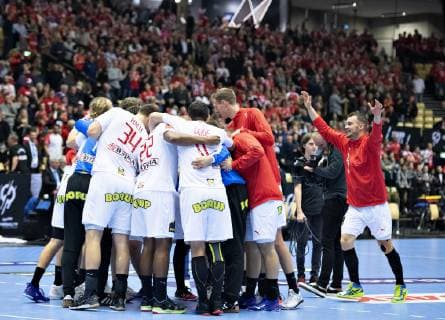 The danish players celebrate their victory in the men s IHF Handball World Championship Main Round Group 2 match between Egypt and Denmark in Herning Denmark Monday Jan 21 2019 Herning Jylland Denmark,  Copyright: HenningxBagger HenningxBaggerx COP105 spdk20190121-221113-L