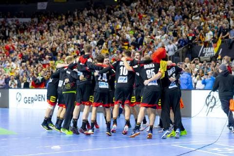 Germanys players are delighted to reach the semi-finals Croatia vs. Germany Main Round Handball IHF Handball World Championship 21 01 19 Cologne North Rhine-Westphalia Germany Lanxess Arena Copyright: xAgentur54Gradx xFelixxKoenigx
