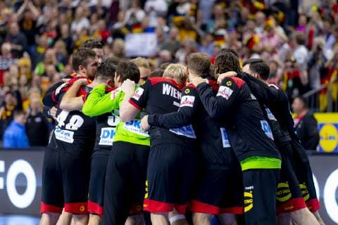 Germanys players are delighted to reach the semi-finals Croatia vs. Germany Main Round Handball IHF Handball World Championship 21 01 19 Cologne North Rhine-Westphalia Germany Lanxess Arena Copyright: xAgentur54Gradx xFelixxKoenigx