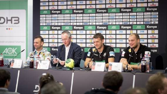 DHB Vice President Bob Hanning Press Officer Tim Oliver Kalle Coach Christian Prokop and Paul Drux No 95 Germany DHB Main Round Press Conference Handball IHF Handball World Championship 22 01 19 Cologne North Rhine-Westphalia Germany Lanxess Arena Copyright: xAgentur54Gradx xFelixxKoenigx