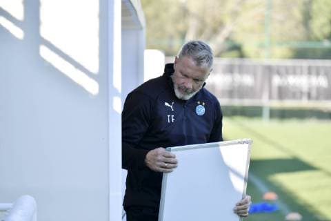 17.01.2018 Belek Tuerkei, Maxx Royal Sportcenter.Fussball Herren Saison 2018 2019 Training Grasshopper Club Zuerich. Im Bild Trainer Thorsten Fink (GC) *** 17 01 2018 Belek Tuerkei Maxx Royal Sportcenter Football Men Season 2018 2019 Training Grasshopper Club Zuerich Im photo coach Thorsten Fink GC 