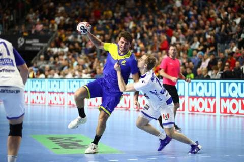 Haniel Langaro Brazil in a duel with Omar Ingi Magnusson Island Brazil vs Iceland IHF Men Handball World Championship 23 01 2019 Photographer Neis Eibner Brazil vs Iceland IHF Men Handball World Championship 23 01 2019 Cologne Copyright: xEIBNER Alexander_Neisx EP_ANS