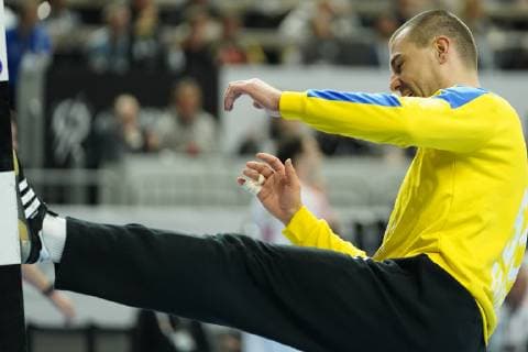 GER IHF WM 2019 France FRA vs Croatia CRO 23 01 2019 Lanxess Arena Cologne GER IHF WM 2019 France FRA vs Croatia CRO picture shows Marin Å ego Goalkeeper CRO 55 kicks Wutt against the goal nordphotox xMeuter nph00351
