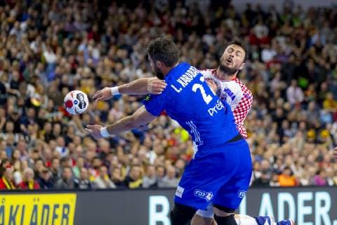 Domagoj Duvnjak Nr 5 Croatia vs Luka Karabatic Nr 22 France vs Croatia Main Round Handball IHF Handball World Championship 23 01 19 Cologne Nordrhein Westfalen Germany Lanxess Arena Copyright: xAgentur54Gradx xFelixxKoenigx