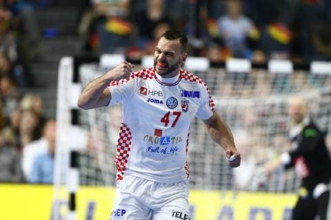 Jakow Vrankovic Croatia cheers France vs. Croatia IHF Men Handball World Championship 23 01 2019 Photographer Neis Eibner France vs. Croatia IHF Men Handball World Championship 23 01 2019 Cologne Copyright: xEIBNER Alexander_Neisx EP_ANS