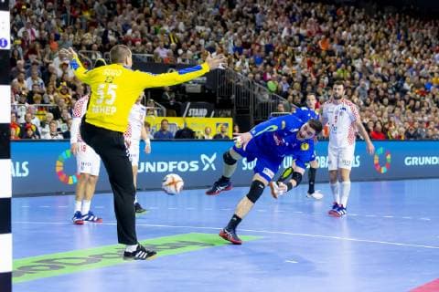 Ludovic Fabregas Nr 23 France vs. Marin Sego Nr 55 Croatia France vs. Croatia Main Round Handball IHF Handball World Championship 23 01 19 Cologne North Rhine-Westphalia Germany Lanxess Arena Copyright: xAgentur54Gradx xFelixxKoenigx