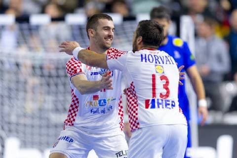 Ivan Vida No 11 Croatia and Zlatko Horvat No 13 Croatia cheer France vs. Croatia Main Round Handball IHF Handball World Championship 23 01 19 Cologne North Rhine-Westphalia Germany Lanxess Arena Copyright: xAgentur54Gradx xFelixxKoenigx