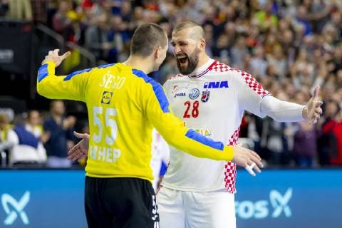 Marin Sego Nr 55 Croatia and Zeljko Musa Nr 28 Croatia cheer France vs. Croatia Main Round Handball IHF Handball World Championship 23 01 19 Cologne North Rhine-Westphalia Germany Lanxess Arena Copyright: xAgentur54Gradx xFelixxKoenigx
