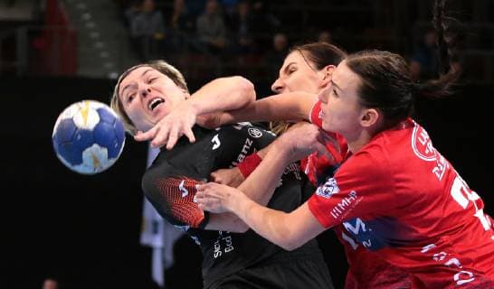 23 01 2019 Germany Bietigheim Handball Bundesliga Women 12 Matchday Season 2018 2019 SG BBM Bietigheim vs. Thuringia HC v l Lydia Jakubisova THC Karolina Kudlacz Gloc BBM Fie Woller BBM