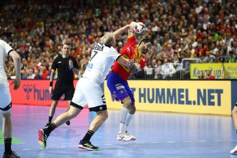 Patrick Wiencek Germany in duel with Raul Rodriguez Entrerrios Spain Germany vs Spain IHF Men Handball World Championship 23 01 2019 Photographer Neis Eibner Germany vs Spain IHF Men Handball World Championship 23 01 2019 Cologne Copyright: xEIBNER Alexander_Neisx EP_ANS