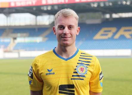 Julius Dueker Eintracht Brunswick
