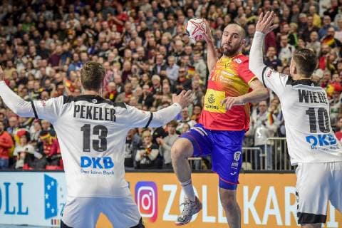 Cologne Germany 23 01 2019 IHF Handball WM 2019 Main Round Germany Spain Hendrik Pekeler GER Joan Canellas Reixach SPAIN Fabian Wiede GER in action DeFodi520
