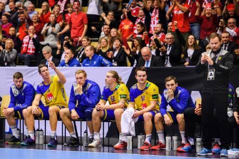 190123 Substitutes of Sweden looks dejected during the IHF World Handball Championship match between Denmark and Sweden on January 23 2019 in Herning Photo Petter Arvidson BILDBYR u0081N kod PA 92213,  Copyright: PETTERxARVIDSON BB190123PA111
