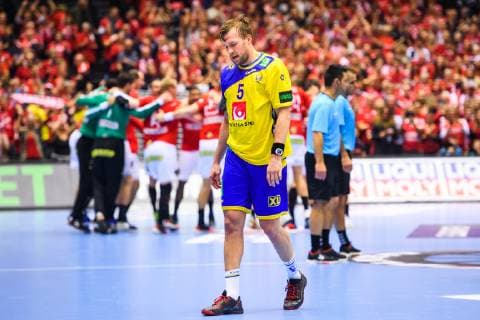 190123 Max Darj of Sweden looks dejected after the IHF World Handball Championship match between Denmark and Sweden on January 23 2019 in Herning Photo Petter Arvidson BILDBYR u0081N kod PA 92213,  Copyright: PETTERxARVIDSON BB190123PA121