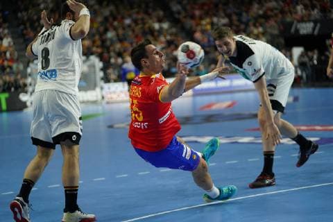 GER IHF WM 2019 Germany GER vs Spain ESP 23 01 2019 Lanxess Arena Cologne GER IHF WM 2019 Germany GER vs Spain ESP picture shows AdriÃ n Figueras ESP 55 in duel against Finn Lemke GER 6 nordphotox xMeuter nph00351