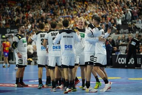 GER IHF WM 2019 Germany GER vs Spain ESP 23 01 2019 Lanxess Arena Cologne GER IHF WM 2019 Germany GER vs Spain ESP in picture picture shows after the end of the game the Germans are happy about the win Kai Häfner Haefner GER 25 Uwe Gensheimer GER 3 Paul Drux GER 95 Fabian Wiede GER 10 nordphotox xMeuter nph00351