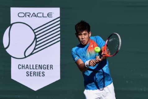 NEWPORT BEACH, CA - JANUARY 24: Kaichi Uchida (JPN) returns a shot in a match played during the Oracle Challenger Series, on January 24, 2019, at the Newport Beach Tennis Club in Newport Beach, CA. (Photo by John Cordes Icon Sportswire) TENNIS: JAN 24 Oracle Challenger Series Icon506190124001 EDITORIAL USE ONLY