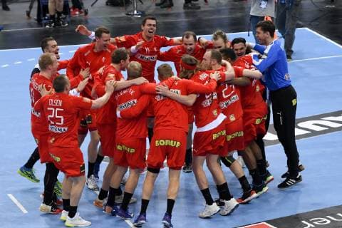 GER IHF WM 2019 Denmark DEN vs France FRA 25 01 2019 GER IHF WM 2019 Denmark DEN vs France FRA in picture the Danish team cheers about the entry into the final nordphoto xWitke nph00002