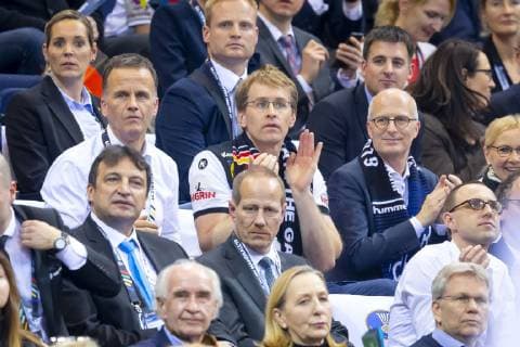 Daniel Guenther on the tribune in Hamburg Germany vs Norway Semifinal Handball IHF Handball World Championship 25 01 19 Hamburg Hamburg Germany Barclaycard Arena Copyright: xAgentur54Gradx xFelixxKoenigx