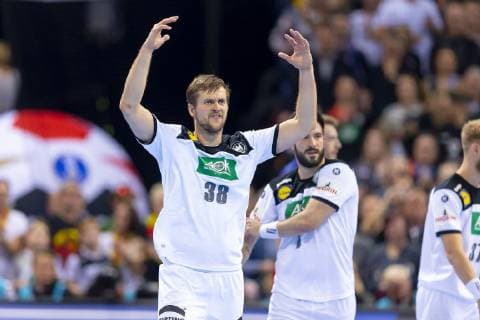 Fabian Boehm No 38 Germany fires the spectators at Germany vs Norway Semifinal Handball IHF Handball World Championship 25 01 19 Hamburg Hamburg Germany Barclaycard Arena Copyright: xAgentur54Gradx xFelixxKoenigx