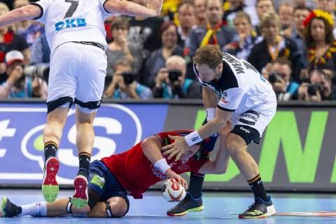 Patrick Wiencek No 7 Germany and Hendrik Pekeler No 13 Germany vs Sander Sagosen No 5 Norway Germany vs Norway Semifinal Handball IHF Handball World Championship 25 01 19 Hamburg Hamburg Germany Barclaycard Arena Copyright: xAgentur54Gradx xFelixxKoenigx